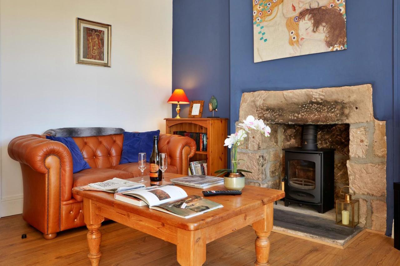 Two Dales Finest Retreats - Peak View 빌라 외부 사진